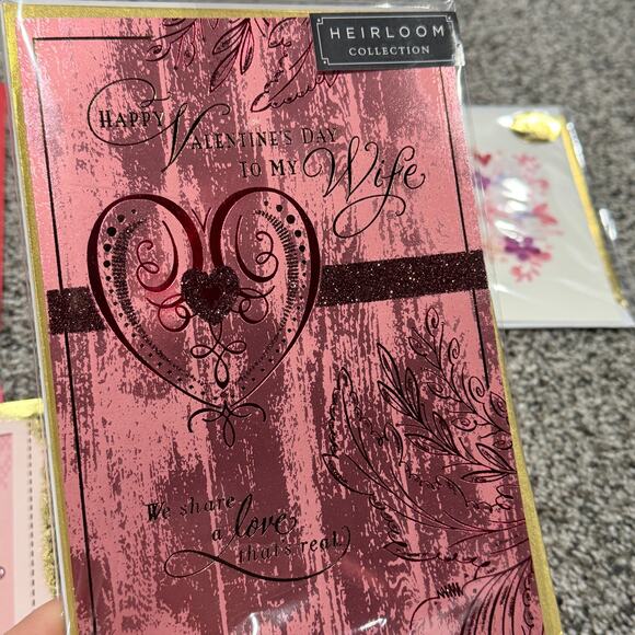 Hallmark Valentine's Day Bundle! Signature Heirloom Rhinestone Velvet Love Cards - Picture 7 of 12